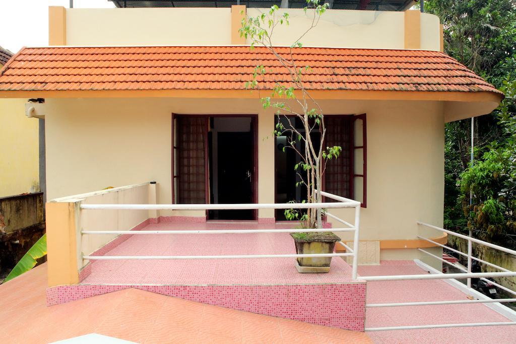 Das Residency Bed and Breakfast Kochi Esterno foto