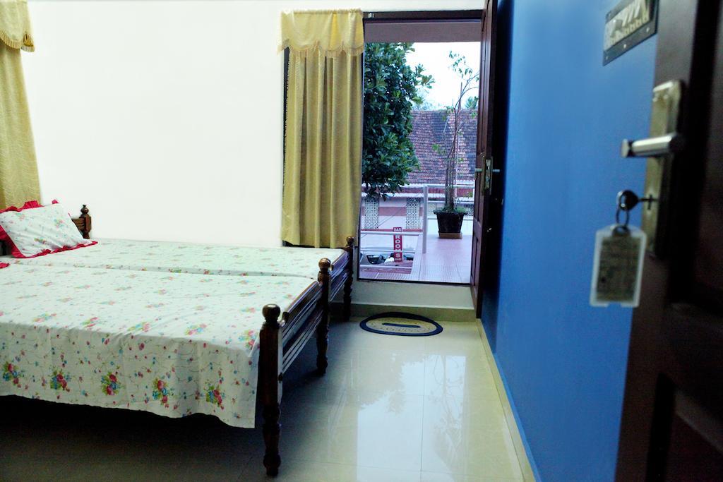 Das Residency Bed and Breakfast Kochi Esterno foto